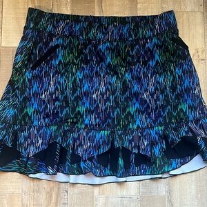 SOFIBELLA Gorgeous multicolorlor and layered skort with 3 pockets SZ XL